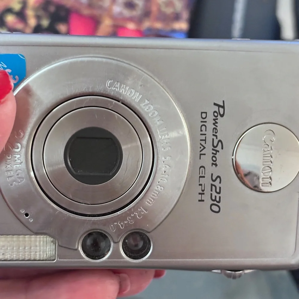 Canon PowerShot S400 Digital Camera - Gray